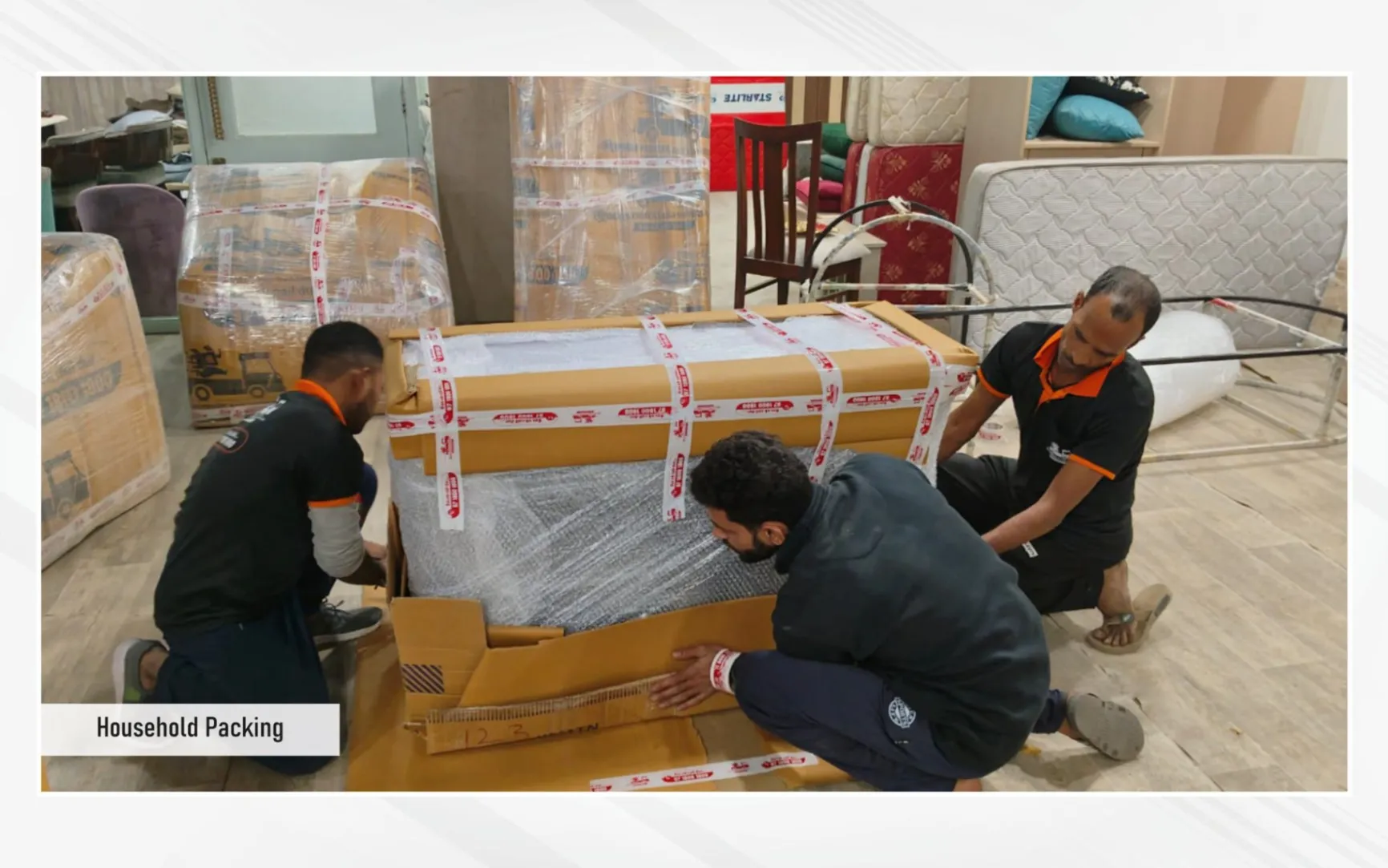 Packing-Album-2025-images-5-compressed_Webpifier